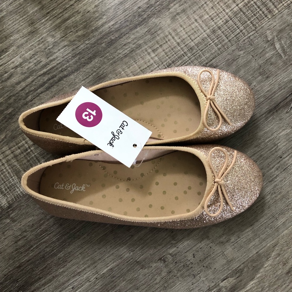 Cat & Jack- Dazzling Gold Glitter slip on ballet flat dress shoes, size 13 kids.
